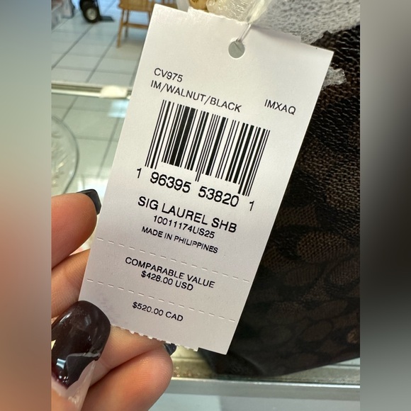 Coach satchel. X - Picture 7 of 9